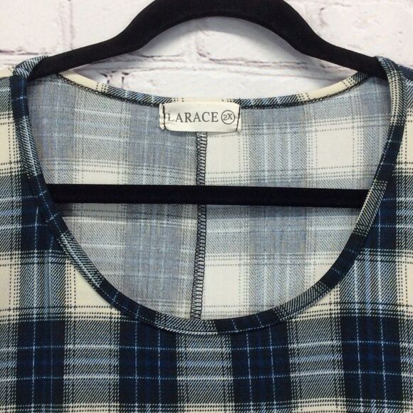 Larace Tunic Top Women's Plus Size 2x Blue Plaid Shark Bite Hem Pullover Stretch - Picture 2 of 6